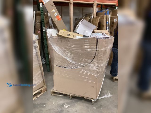 Lot 49-5433721 - Salvage Pallet Containing Many Miscellaneous Items. IMPORTANT: Please note that the condition of thi...