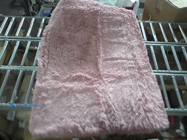 Lot 49-1518557 - 5ft x 8ft Pink Ultra Soft Fluffy Area  Rug, Slightly Used  Ref#MTMED0804