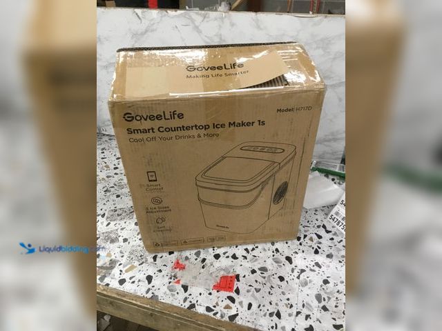 Lot 49-5478755 - GoveeLife Smart Countertop Ice Maker 1s Model: H717D Item is unused, powers on