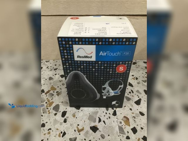 Lot 49-3513452 - ResMed AirTouch™ F20 Full Face CPAP Mask - Complete System. Size Small.  [HCPCS Code(s): A7030+A7035...
