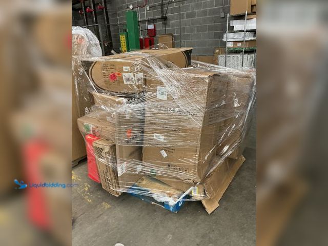 Lot 49-5489037 - Salvage Pallet - IMPORTANT: Please note that the condition of this lot is SALVAGE. Salvage assets ar...