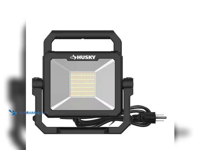 Lot 49-2000862 - Husky 6000 Lumen LED Portable Corded Work Light, Model # K40568, Unused, Powers on.   Ref#HD0629