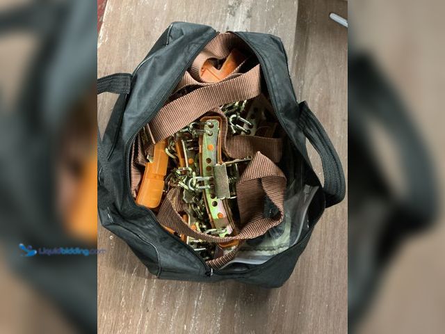 Lot 49-3529144 - 2pc Anti-Skid Snow Chains Unused