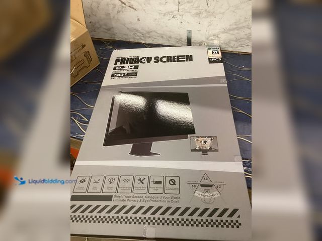 Lot 49-5486937 - Premium Monitor Privacy Screen 2-3H 32'' Item is unused