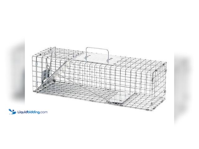Lot 49-3616567 - Havahart Medium 1-Door Professional Humane Catch-and-Release Live Animal Cage Trap for Rabbits & Mor...