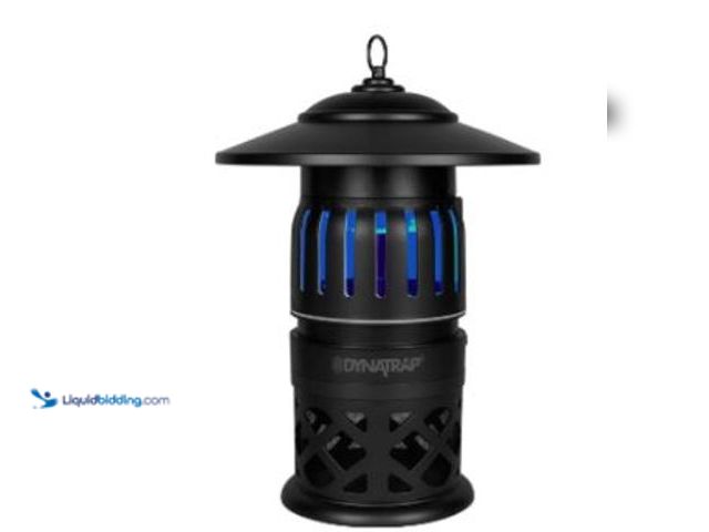 LiquidBidding - Lot 49-3467392 - DynaTrap DT1050-AZSR 1/2 Acre Mosquito ...