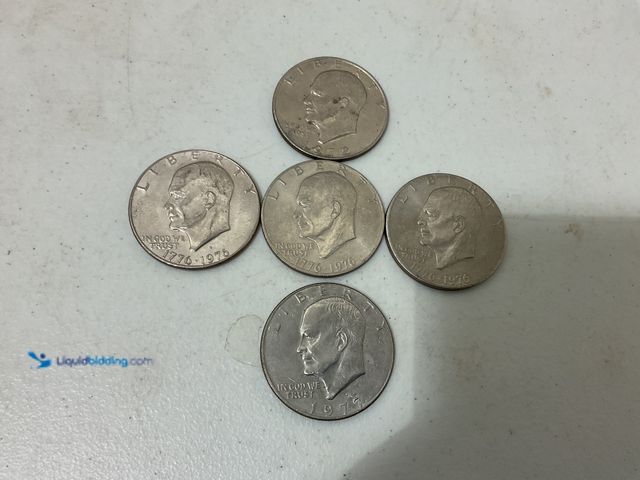 Lot 49-3709157 - LOT OF 5 “IKE” EISENHOWER LARGE ONE DOLLAR COINS INCLUDING 1972, 1976 AND 1977