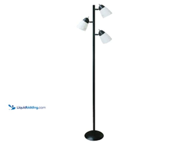 Lot 49-5415301 - Hampton Bay 1000046387- 64.5 in. Black Track Tree Floor Lamp. Model # JF6432-FL. Unused.