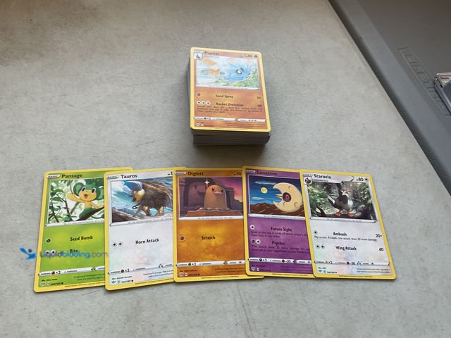 Lot 49-2009022 - Other LOT OF 80+ POKEMON CARDS FROM VARIOUS YEARS AND EVOLUTIONS LOADED WITH GREAT CARDS