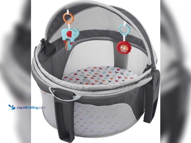 Lot 49-5416505 - Fisher-Price Portable Bassinet On-The-Go Baby Dome, Travel Play Space with Developmental Newborn Toy...