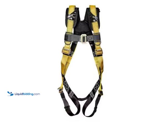 Lot 49-1569376 - Guardian Fall Protection Seraph Universal Harness, Model # 11160, Unused.  Ref#SR0114