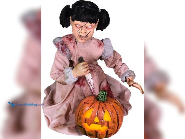 Lot 49-5548966 - Haunted Hill Farm Lunging Pumpkin Carver Zombie Girl by Tekky, Motion-Activated Talking Halloween An...