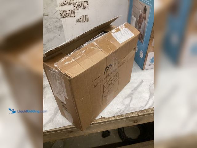 Lot 49-5488296 - Queen Size Cream Sheet Set. Unused