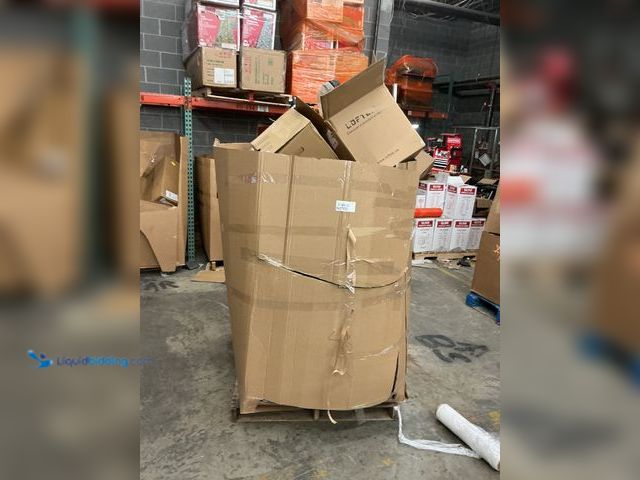 Lot 49-5437930 - Salvage Pallet - IMPORTANT: Please note that the condition of this lot is SALVAGE. Salvage assets ar...