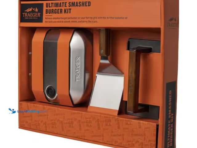 Lot 49-1538428 - Traeger Ultimate Smashed Burger Kit 3-Piece Set, Model # BAC734, Unused.  Ref#HDSR0925