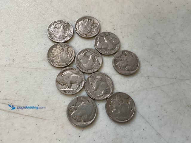 Lot 49-3708146 - LOT OF 10 VINTAGE BUFFALO NICKELS VARIOUS YEARS