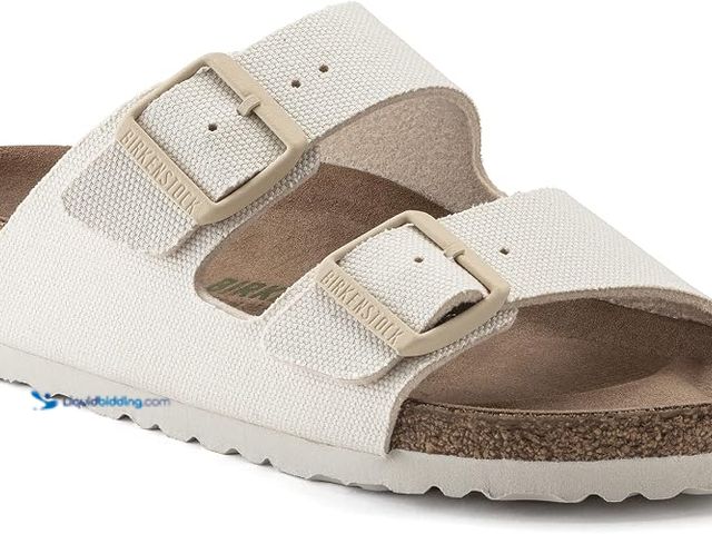 Lot 49-5572471 - Size 10 - Birkenstock Women's Vegan Arizona V Faded Khki Cv N unused