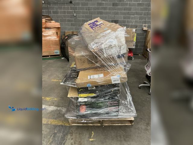 Lot 49-5552700 - Salvage Pallet - IMPORTANT: Please note that the condition of this lot is SALVAGE. Salvage assets ar...