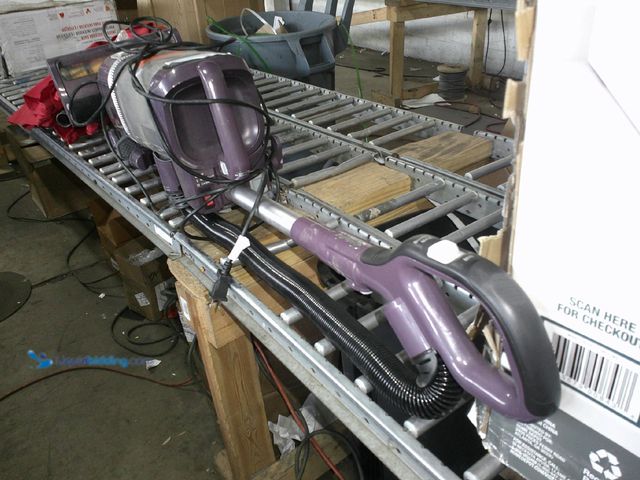 Lot 49-1517194 - Shark
Navigator ADV Bagless Corded HEPA Upright Vacuum Cleaner for Multisurface and Cars with Porta...