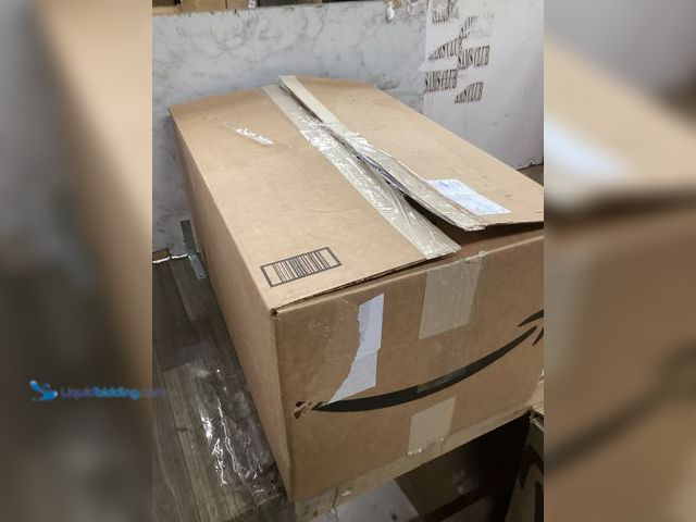 Lot 49-3527726 - Blue/Natural Marble Pattern indoor area rug. Slightly used