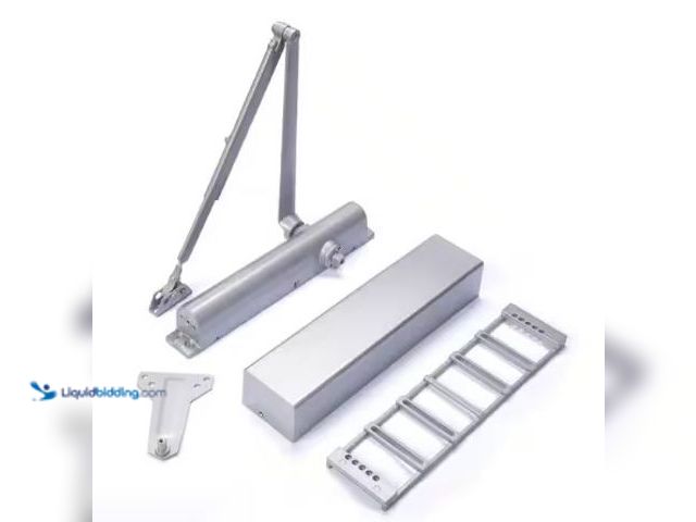 Lot 49-3631214 - Universal Hardware Heavy-Duty All-in-One Aluminum Commercial Door Closer with Flex Plate, Model # UH...