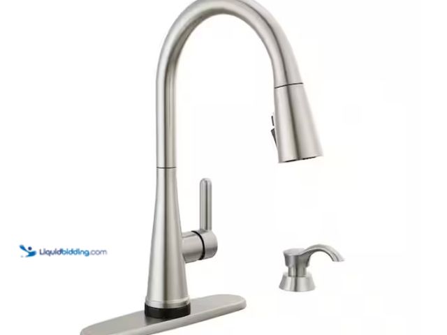 Lot 49-1515947 - Delta Greydon Touch2O Single Handle Pull Down Sprayer Kitchen Faucet with ShieldSpray Technology in ...