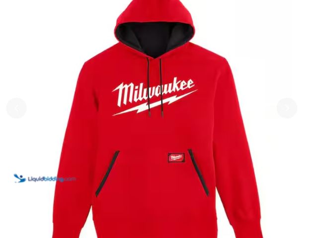 Lot 49-3433355 - Milwaukee Men's Large Red Midweight Long-Sleeve Pullover Hoodie, Model # 352R-L, Unused.   Ref#SB012...