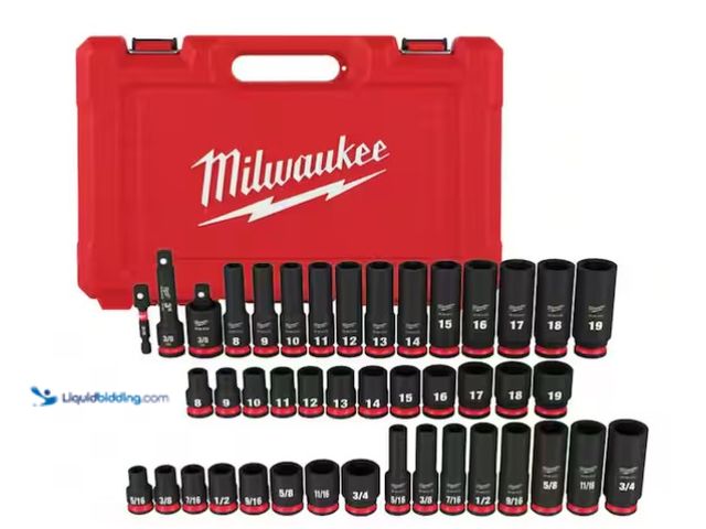 Lot 49-1566840 - Milwaukee SHOCKWAVE 3/8 in. Drive SAE and Metric 6 Point Impact Socket Set (43-Piece), Model # 49-66...
