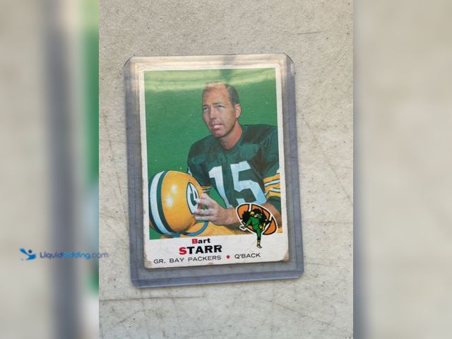 Lot 49-5515525 - Other 1969 TOPPS BART STARR #215 FOOTBALL CARD