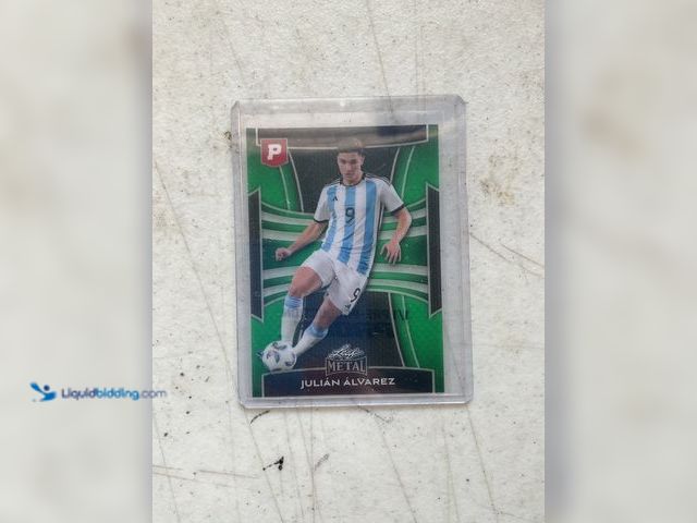 Lot 49-1830468 - COLLECTIBLE WOW! 1/1 PRE-PRODUCTION PROOF LEAF METAL JULIAN ALVAREZ GREEN TRADING SPORTS CARD AMAZIN...
