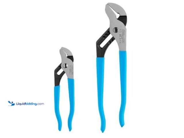 Lot 49-3615817 - Channellock 6 in. and 10 in. Smooth Jaw Tongue and Groove Pliers, Model # TGS-2S, Slightly used.  Re...