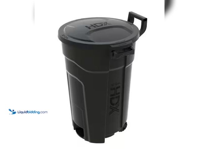 Lot 49-1519192 - (3) HDX 32 gal. Black Heavy Duty Outdoor Trash Can with Wheels and Domed Lid, Model # 999-2432W, Unu...