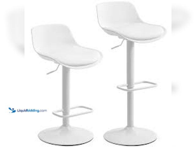 Lot 49-3564281 - Barstools Unused