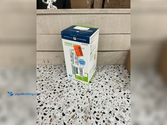 Lot 49-5459872 - GE Under Sink Dual Stage Water Filtration System with Faucet. Model # GXK255TBN. Unused.