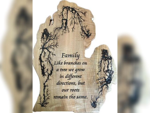 Lot 499-246 - 'Family' Wooden Plaque - 14"x11"
Thank you Dave Fox for the donation!
includes sawtooth hanger on ba...