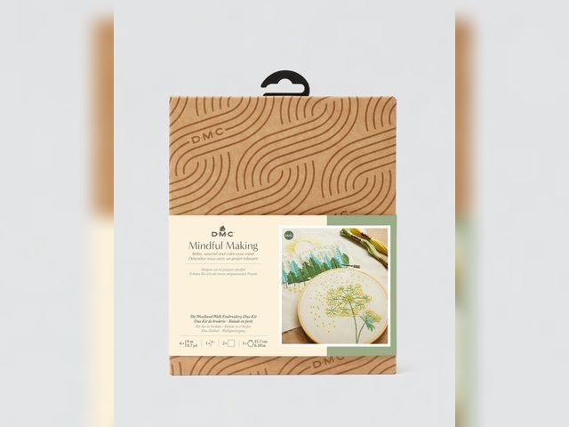 Lot 499-223 - Mindful Making-The Woodland Walk Embroidery Duo Kit
containes: 6 mouline special skeins, 2 printed c...