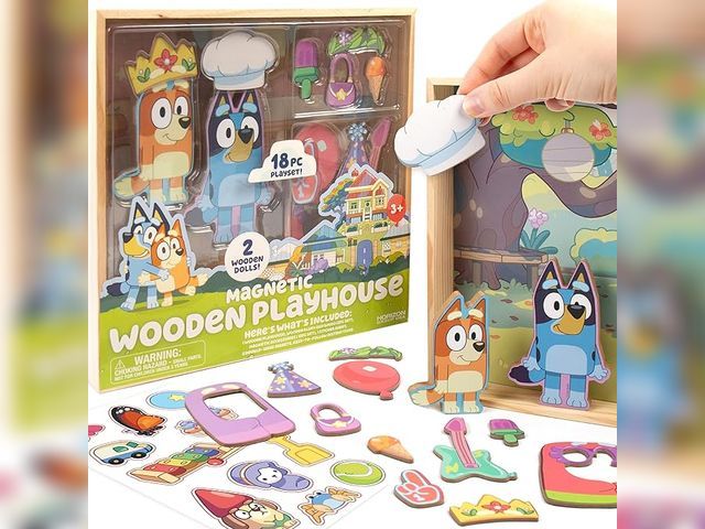 Lot 499-10089 - 1 New Horizon Group Bluey Wood Magnetic Playset