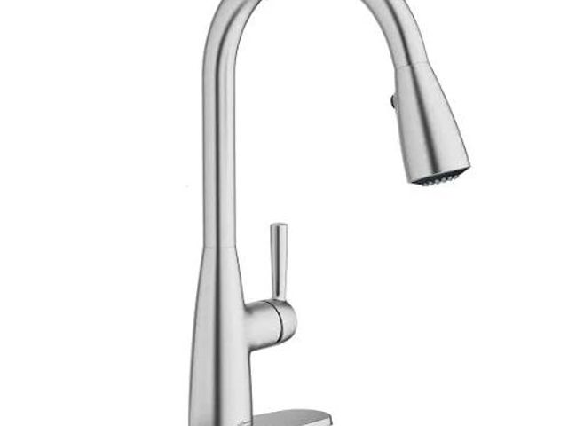 Lot 499-406 - Hillsdale single handle pulldown kitchen faucet in stainless steel. American standard brand. retails...