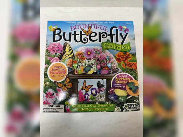 Lot 499-019 - Bountiful Butterfly Garden