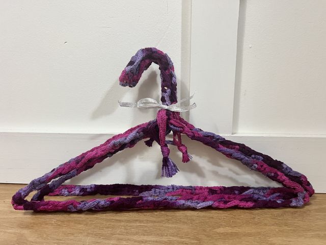Lot 499-232 - Set of 3 Yarn Covered Hangers

A staple on the ACS auction, these are handmade and perfect for any c...