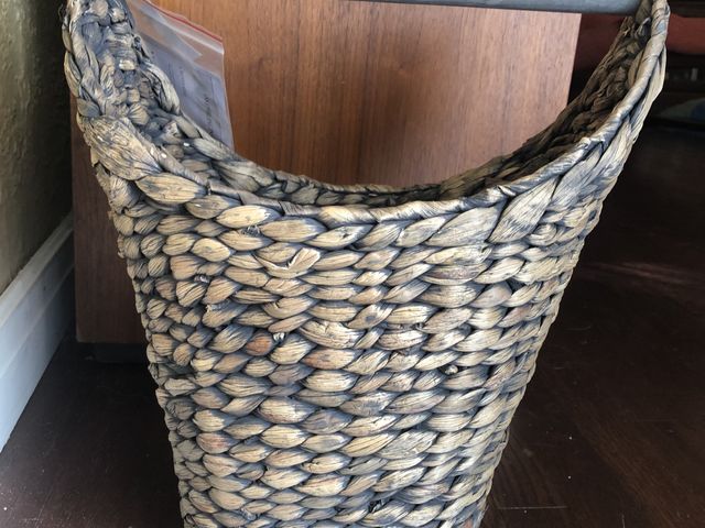 Lot 499-511 - Water Hyacinth Toiletpaper Storage and Roll Basket. Retails $15.00