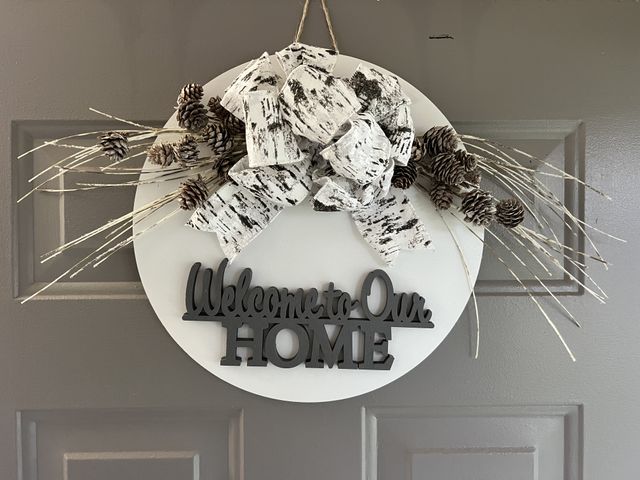 Lot 499-219 - 'Welcome to our Home' decorative door/wall hanging.  

Thank you Friends of Adams!