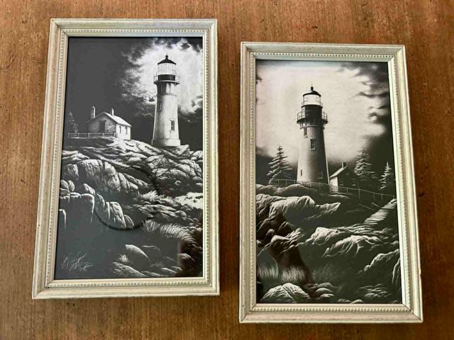 Lot 499-259 - Lighthouse pictures- set of 2 -lasered
Each 8"x13"
Thank you Jennie Petter for this donation!