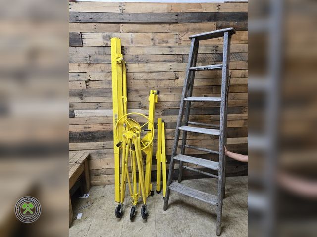 Lot 53-957 - Wooden Ladder and Drywall Panel Hoist (E)