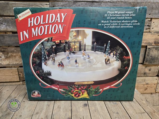 Lot 53-1098 - NOS Mr. Christmas Holiday in Motion (D)
