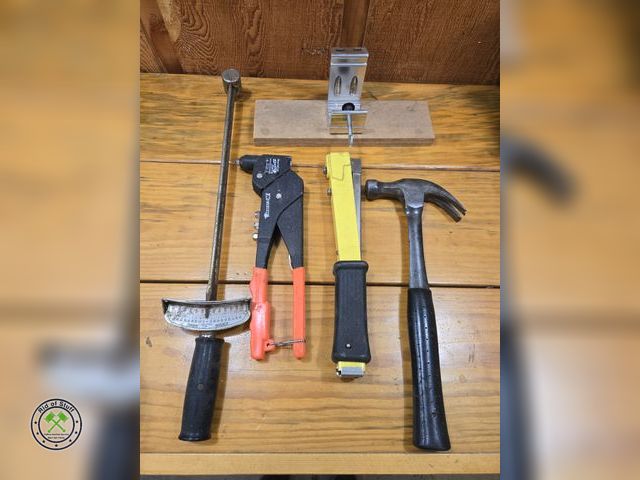 Lot 53-691 - Lot of Misc Hand Tools - Hammer, Hand Stapler, Torque Wrench and more