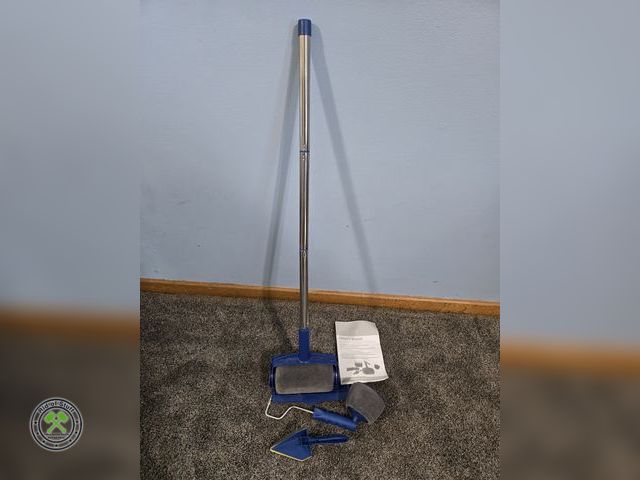 Lot 53-533 - Paint Runner Pro Painting Tool