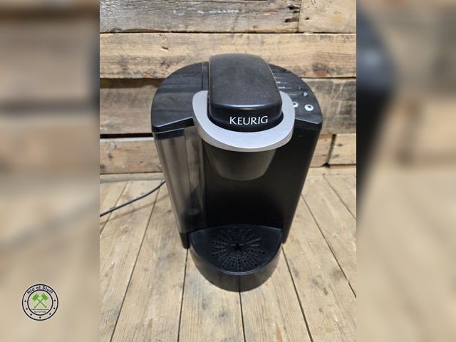 Lot 53-1031 - Keurig Model K40 Single Serve Cup Coffee Maker - Works