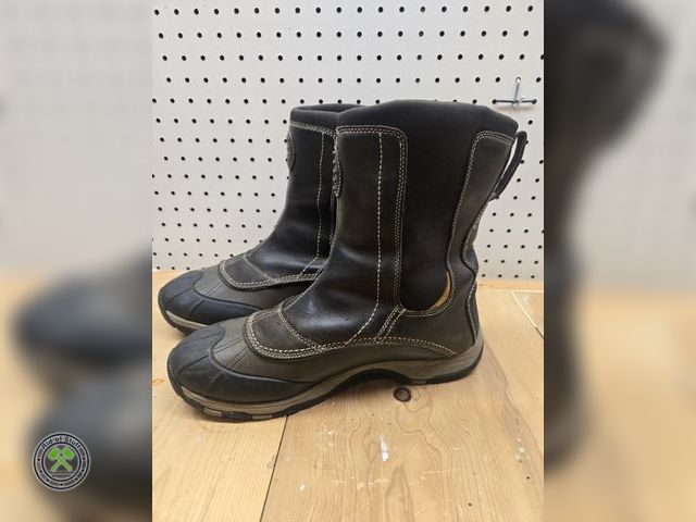 Lot 53-627 - Mens Size 11 LL Bean Boots - Good Condition