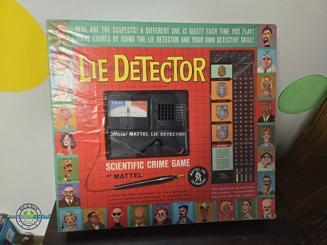 Lot 53-739 - Vintage Lie Detector Board Game (BSMT-3)